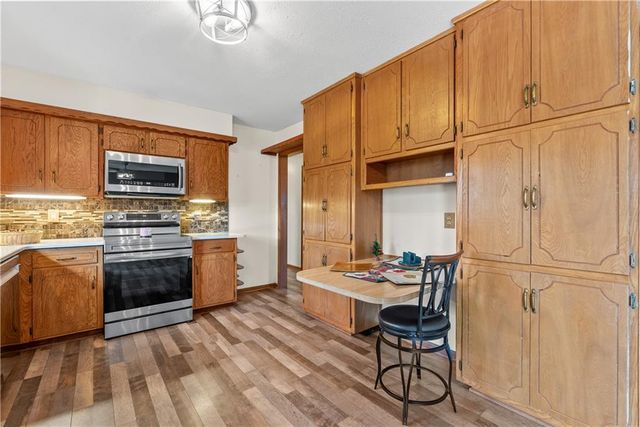 1419 Woodlawn Drive, Warrensburg, MO 64093