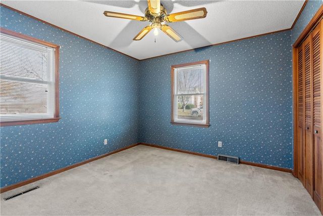 1419 Woodlawn Drive, Warrensburg, MO 64093