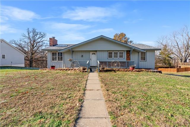1419 Woodlawn Drive, Warrensburg, MO 64093