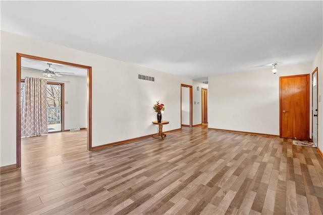 1419 Woodlawn Drive, Warrensburg, MO 64093