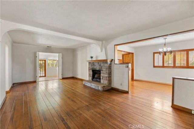 1759 Las Lunas, Pasadena, CA 91106