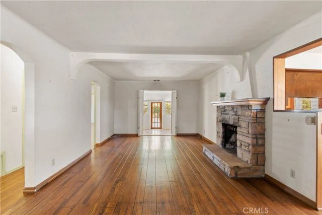 1759 Las Lunas, Pasadena, CA 91106