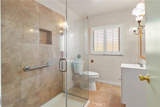 1759 Las Lunas, Pasadena, CA 91106