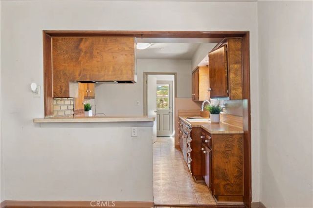 1759 Las Lunas, Pasadena, CA 91106