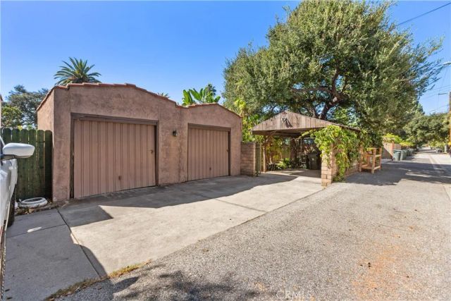1759 Las Lunas, Pasadena, CA 91106