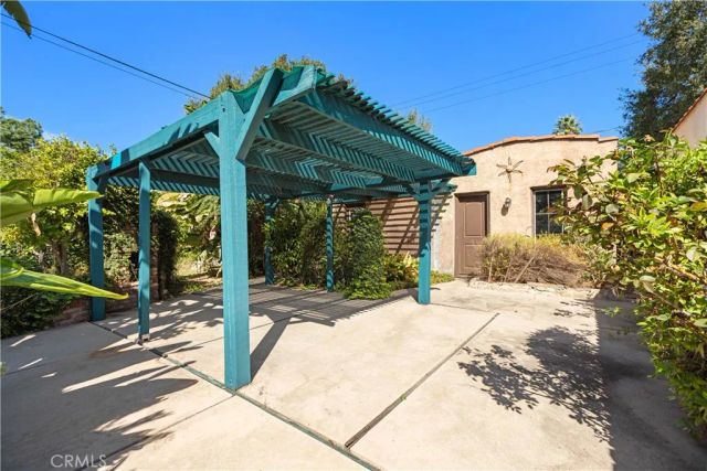1759 Las Lunas, Pasadena, CA 91106