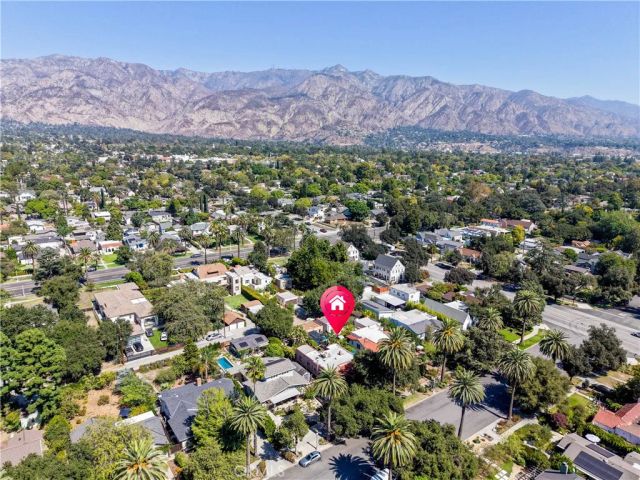 1759 Las Lunas, Pasadena, CA 91106