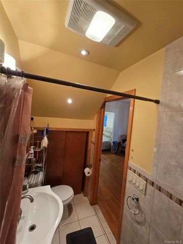 889 E 37th Street, Brooklyn, NY 11210