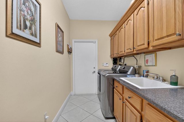 2931 NW 25th Way, Boca Raton, FL 33434