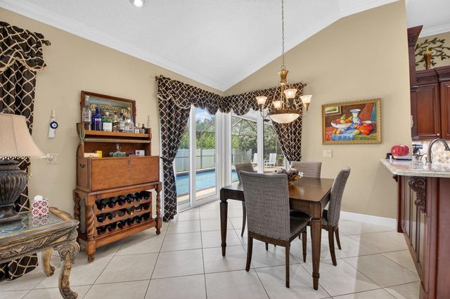 2931 NW 25th Way, Boca Raton, FL 33434