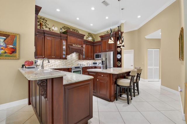2931 NW 25th Way, Boca Raton, FL 33434