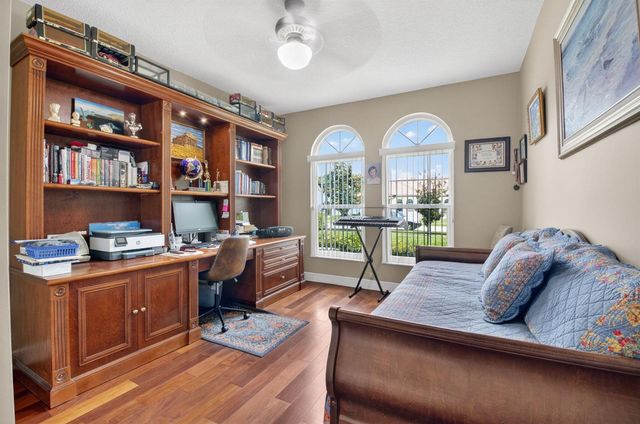 2931 NW 25th Way, Boca Raton, FL 33434