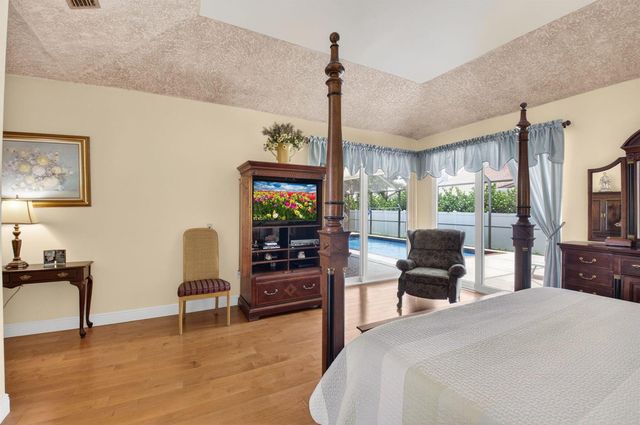 2931 NW 25th Way, Boca Raton, FL 33434