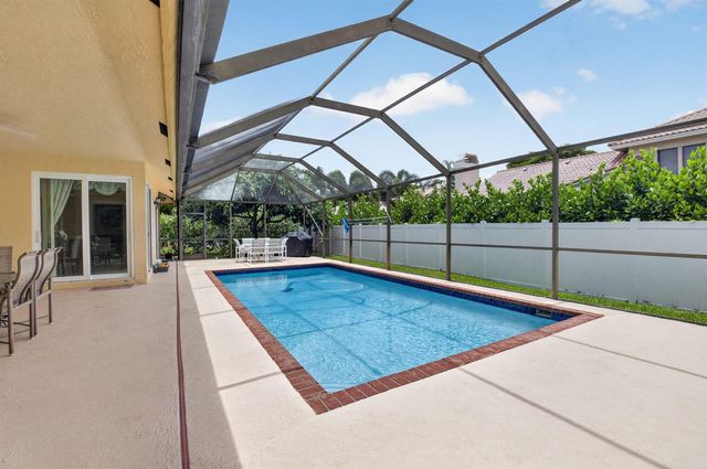 2931 NW 25th Way, Boca Raton, FL 33434