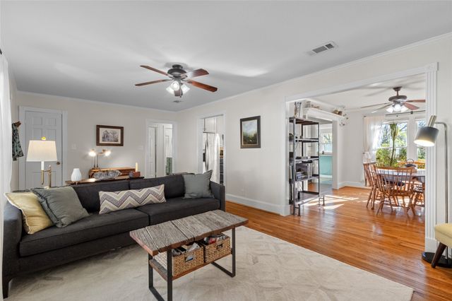 617 Emery Street, Denton, TX 76201