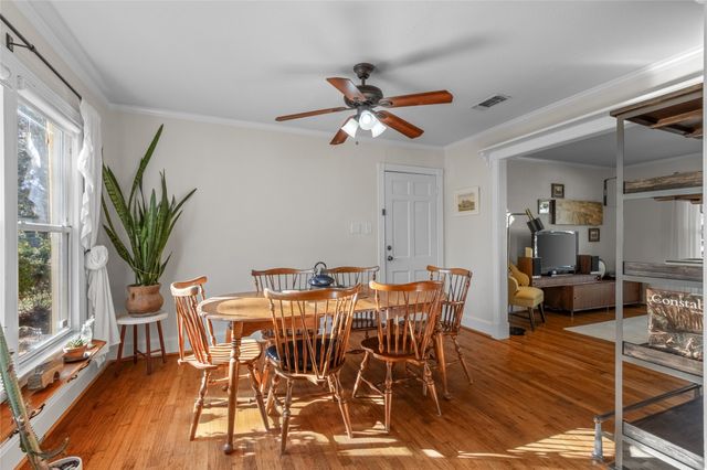 617 Emery Street, Denton, TX 76201