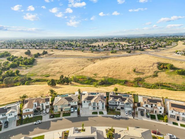3090 Anastasia Way, Lincoln, CA 95648