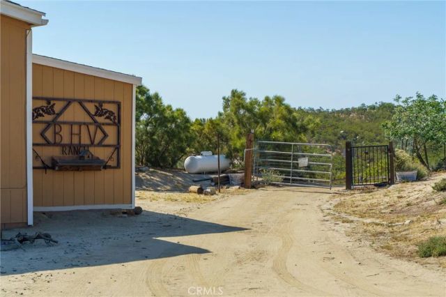 53265 Jean Esther Way, Aguanga, CA 92536