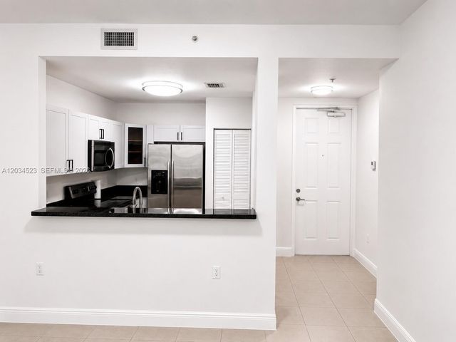 652 NE 63rd Street 105, Miami, FL 33138