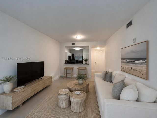 652 NE 63rd Street 105, Miami, FL 33138