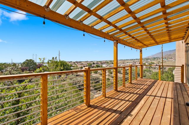 13807 Winterwood Way SE, Albuquerque, NM 87123