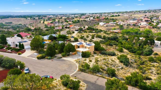13807 Winterwood Way SE, Albuquerque, NM 87123