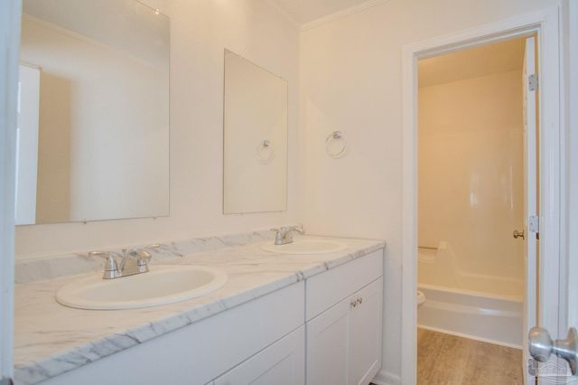 4725 Clara St, Pensacola, FL 32526