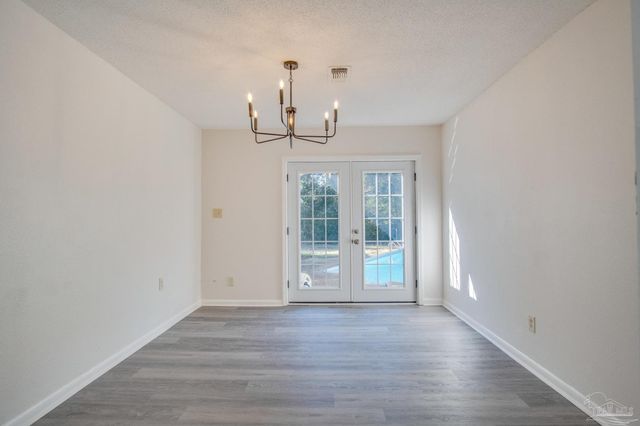 4725 Clara St, Pensacola, FL 32526