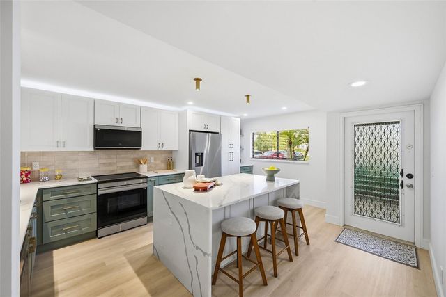 15244 Lakes Of Delray Boulevard 108, Delray Beach, FL 33484