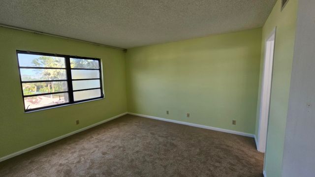 4640 Lucerne Lakes Boulevard W 303, Lake Worth, FL 33467