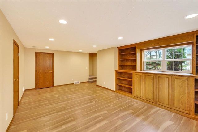 7833 Wood Reed Drive, Madison, WI 53719