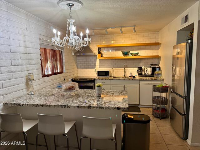 6737 N 16TH Street 8, Phoenix, AZ 85016