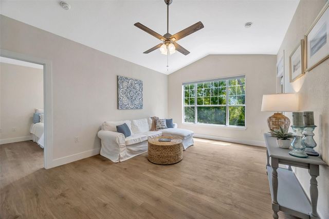 5000 CULBREATH KEY WAY 1-306, Tampa, FL 33611
