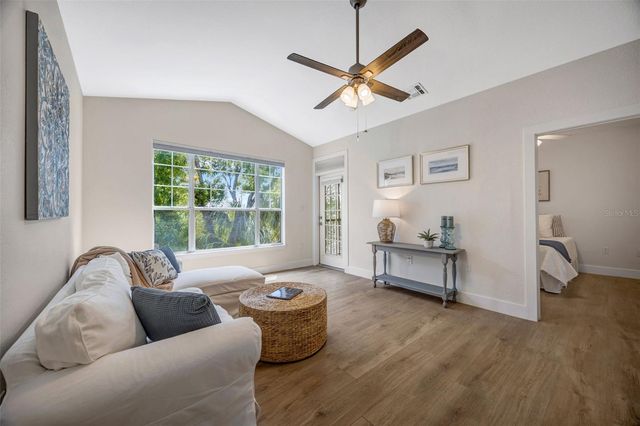 5000 CULBREATH KEY WAY 1-306, Tampa, FL 33611
