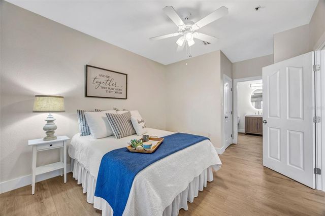 5000 CULBREATH KEY WAY 1-306, Tampa, FL 33611