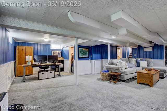 4246 Elmwood Avenue, Royal Oak, MI 48073