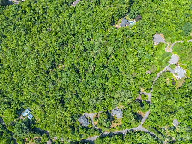 21 Wits End Trail, Swannanoa, NC 28778