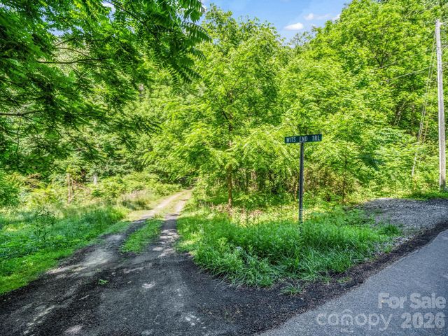 21 Wits End Trail, Swannanoa, NC 28778