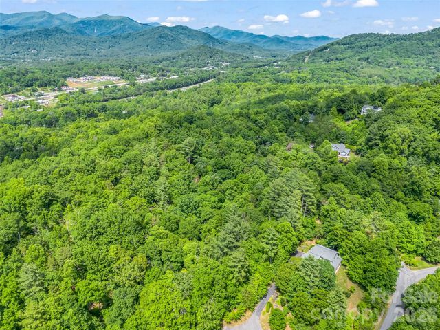 21 Wits End Trail, Swannanoa, NC 28778