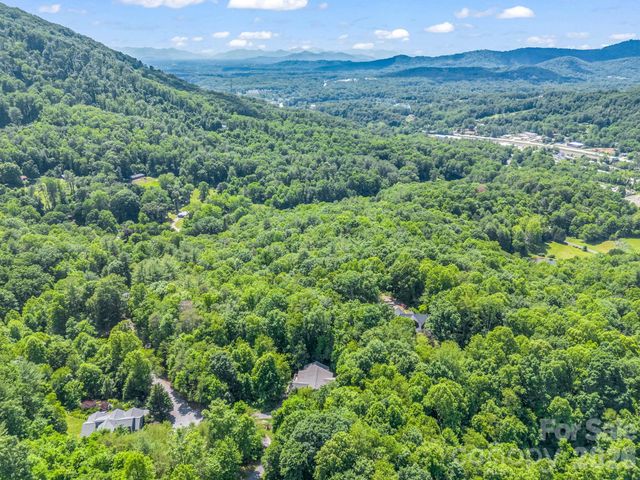 21 Wits End Trail, Swannanoa, NC 28778