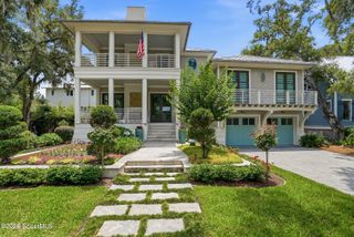 1082 Village Oaks Lane, St. Simons Island, GA 31522