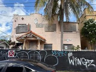 329 SW 10th Ave, Miami, FL 33130