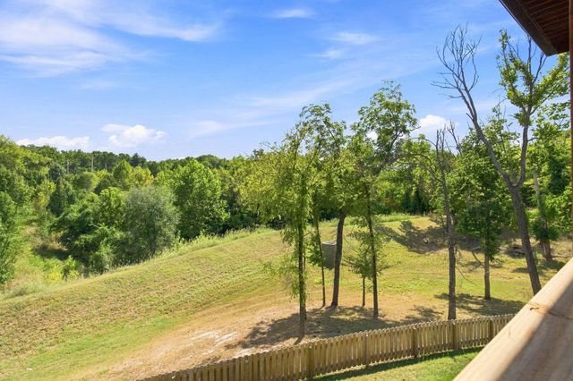 6164 S Hampton Avenue, Springfield, MO 65810