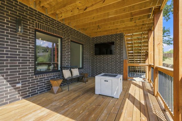 6164 S Hampton Avenue, Springfield, MO 65810