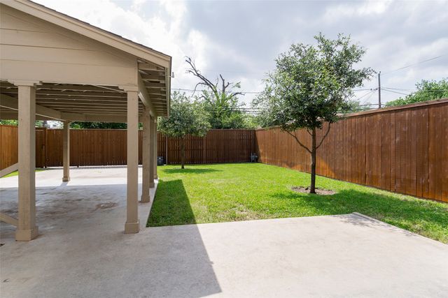 7507 Robin Road, Dallas, TX 75209