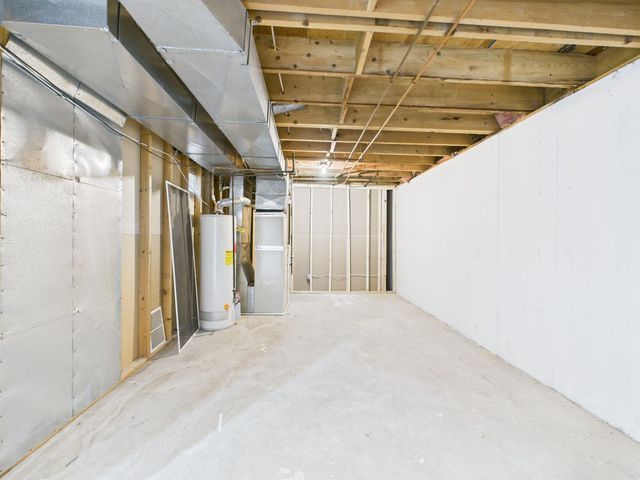 2018 S Flynn St, Wichita, KS 67207