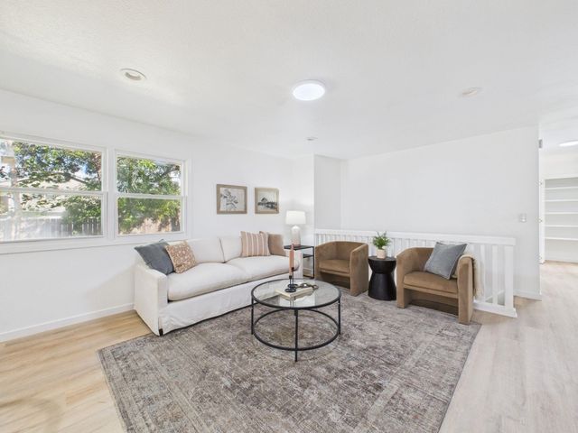 2018 S Flynn St, Wichita, KS 67207