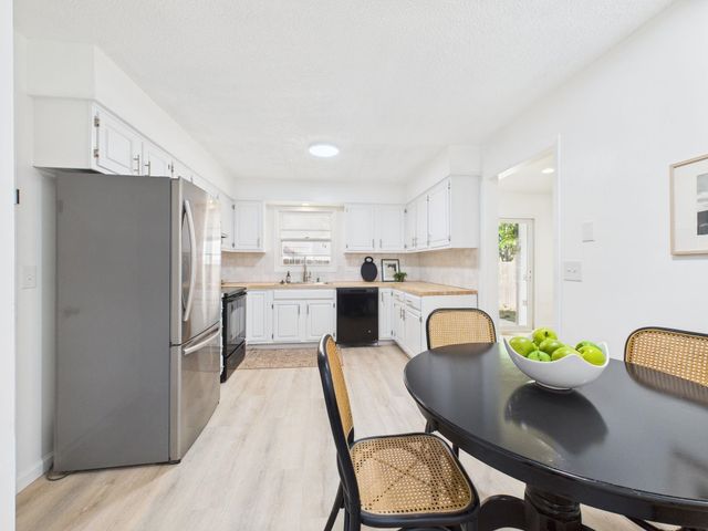 2018 S Flynn St, Wichita, KS 67207