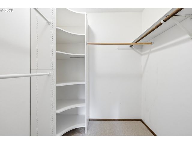 12088 Sw KING ARTHUR St B, King City, OR 97224