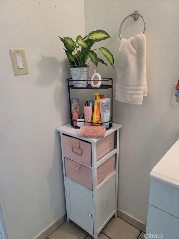 15325 Orange B-29, Paramount, CA 90723